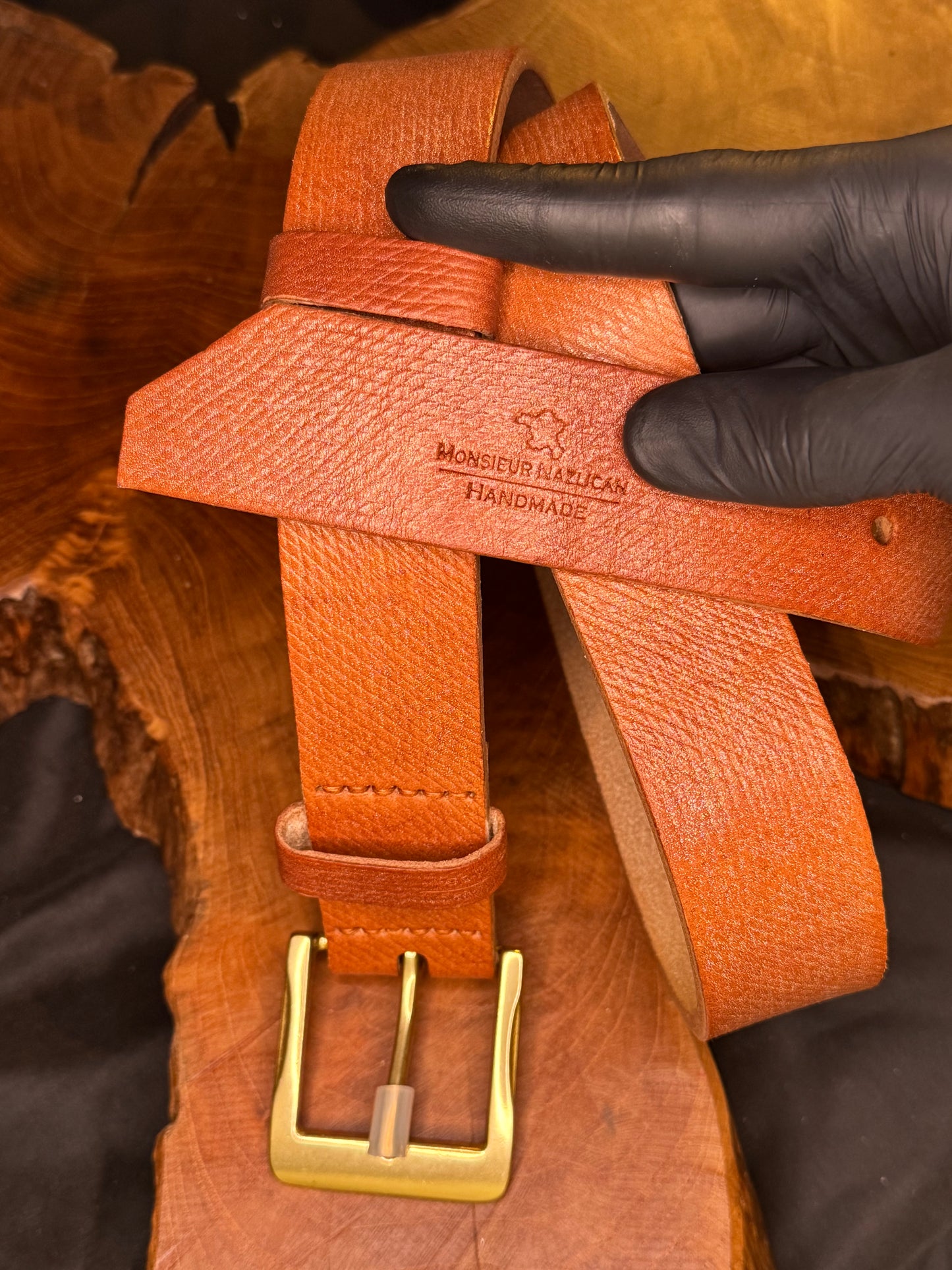 Ceinture homme fait main, boucle en laiton. The Oak Bark Bridle Butt