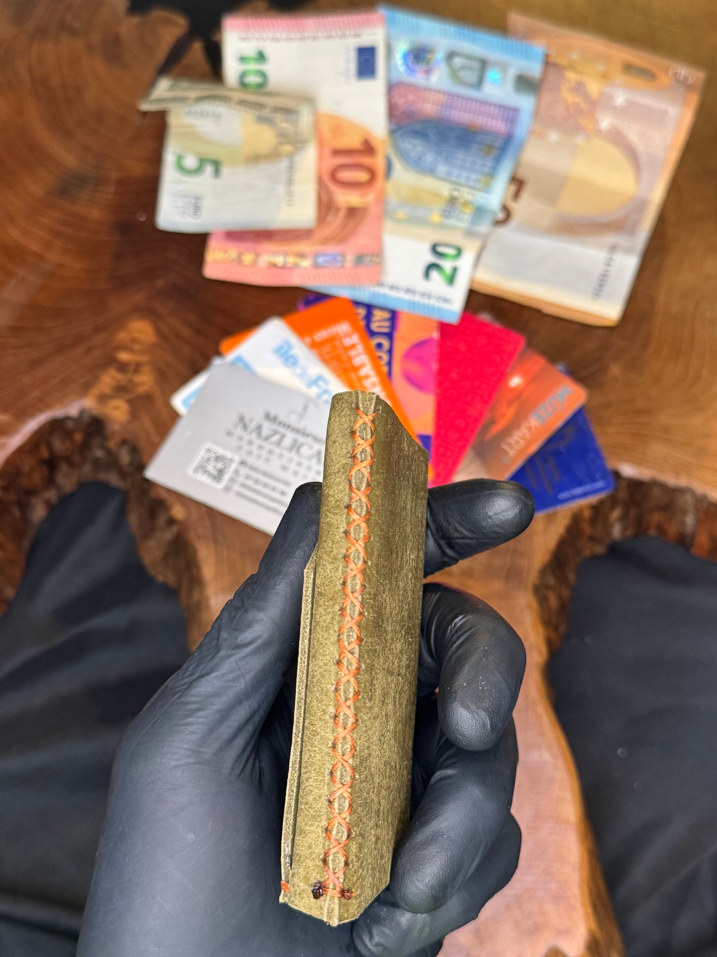 Porte-cartes automatiques en cuir couture à la main