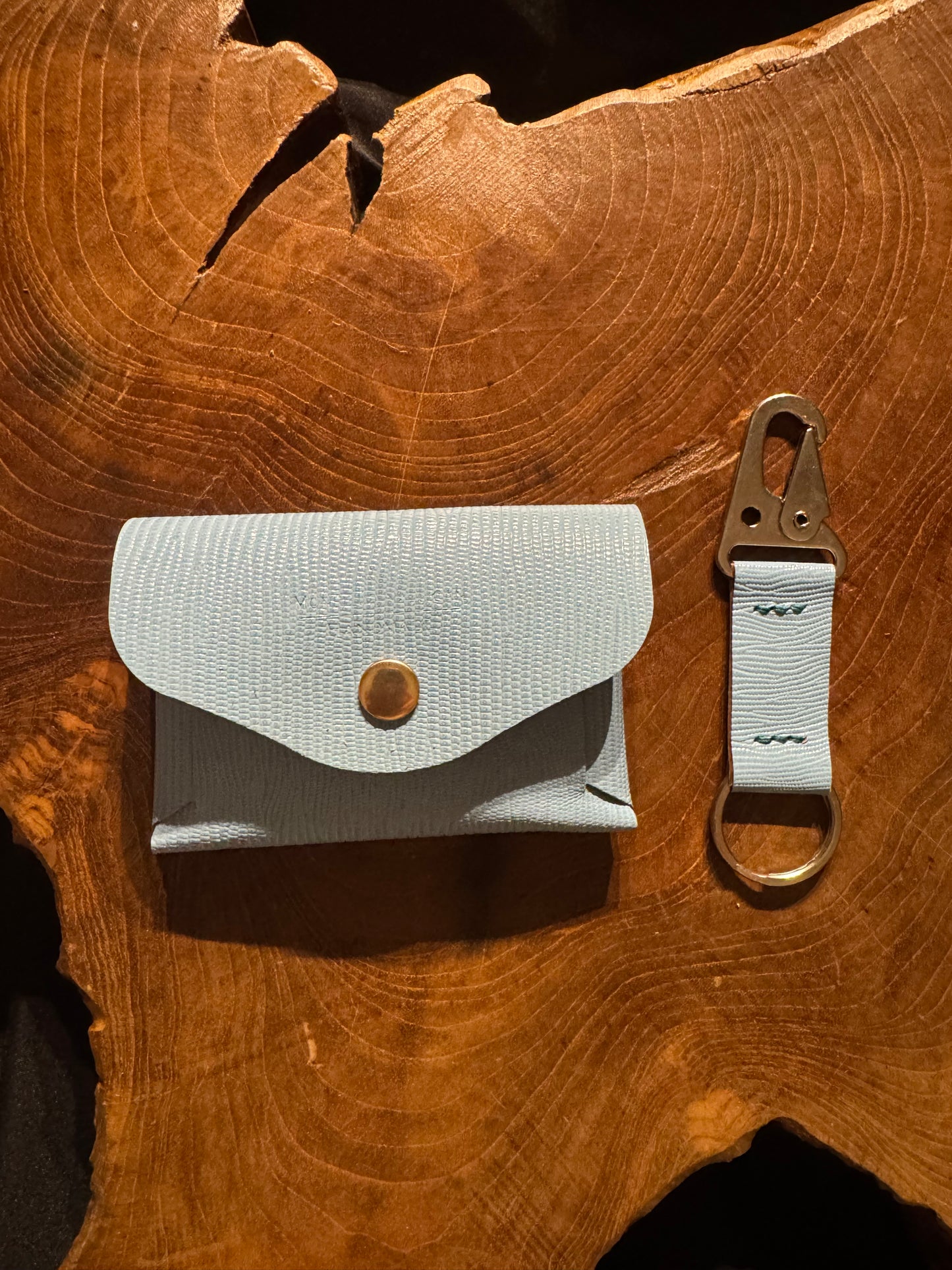 Porte carte avec une porte clé