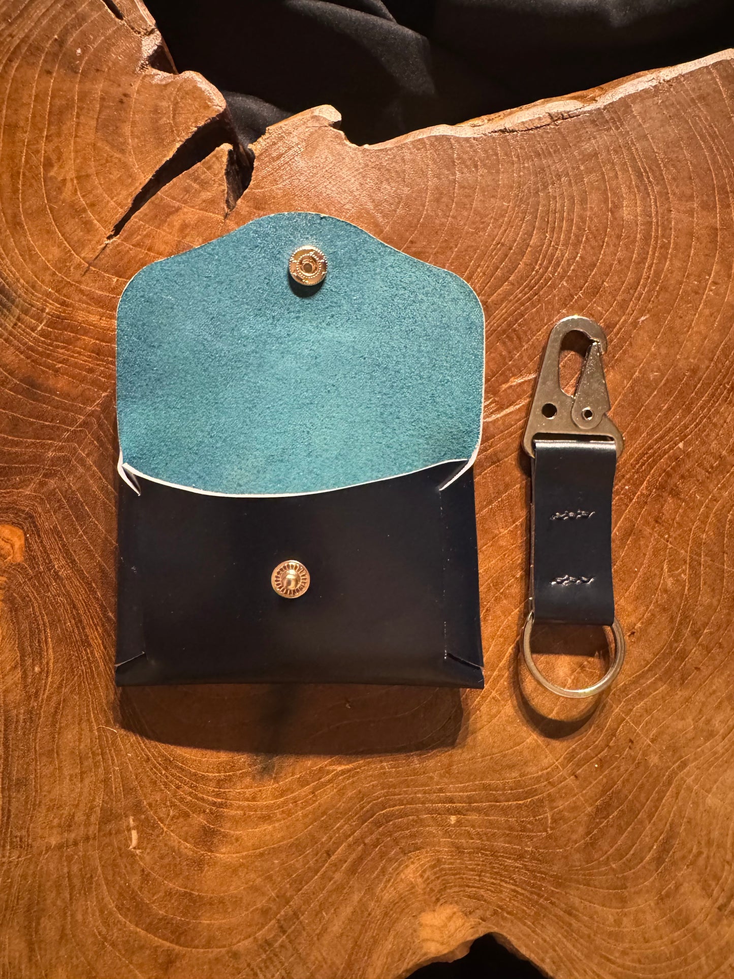 Porte carte avec une porte clé