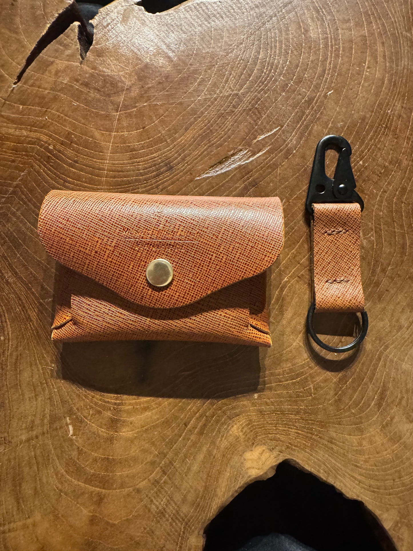 Porte carte avec une porte clé