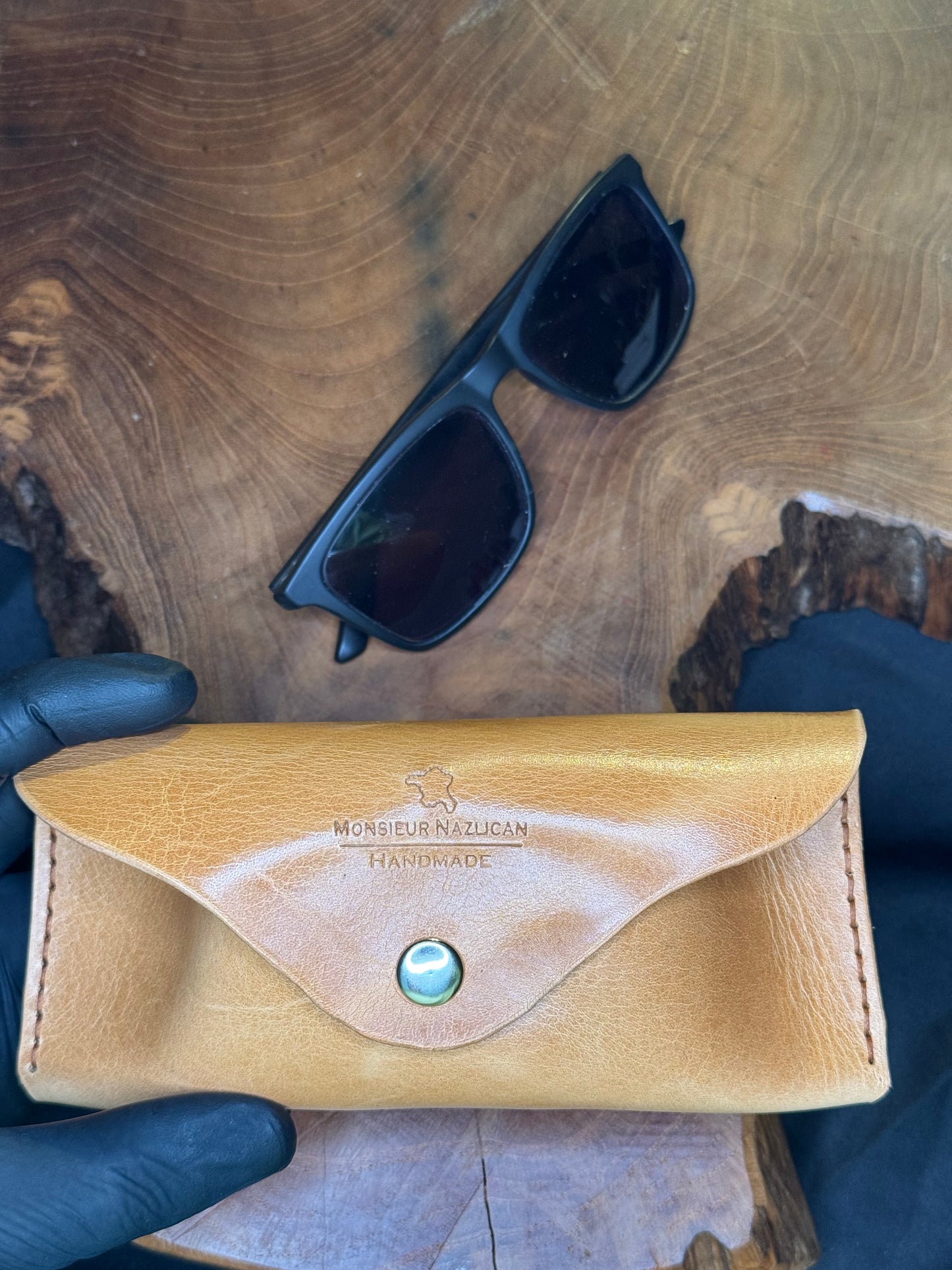 Étui à lunette fait main en cuir