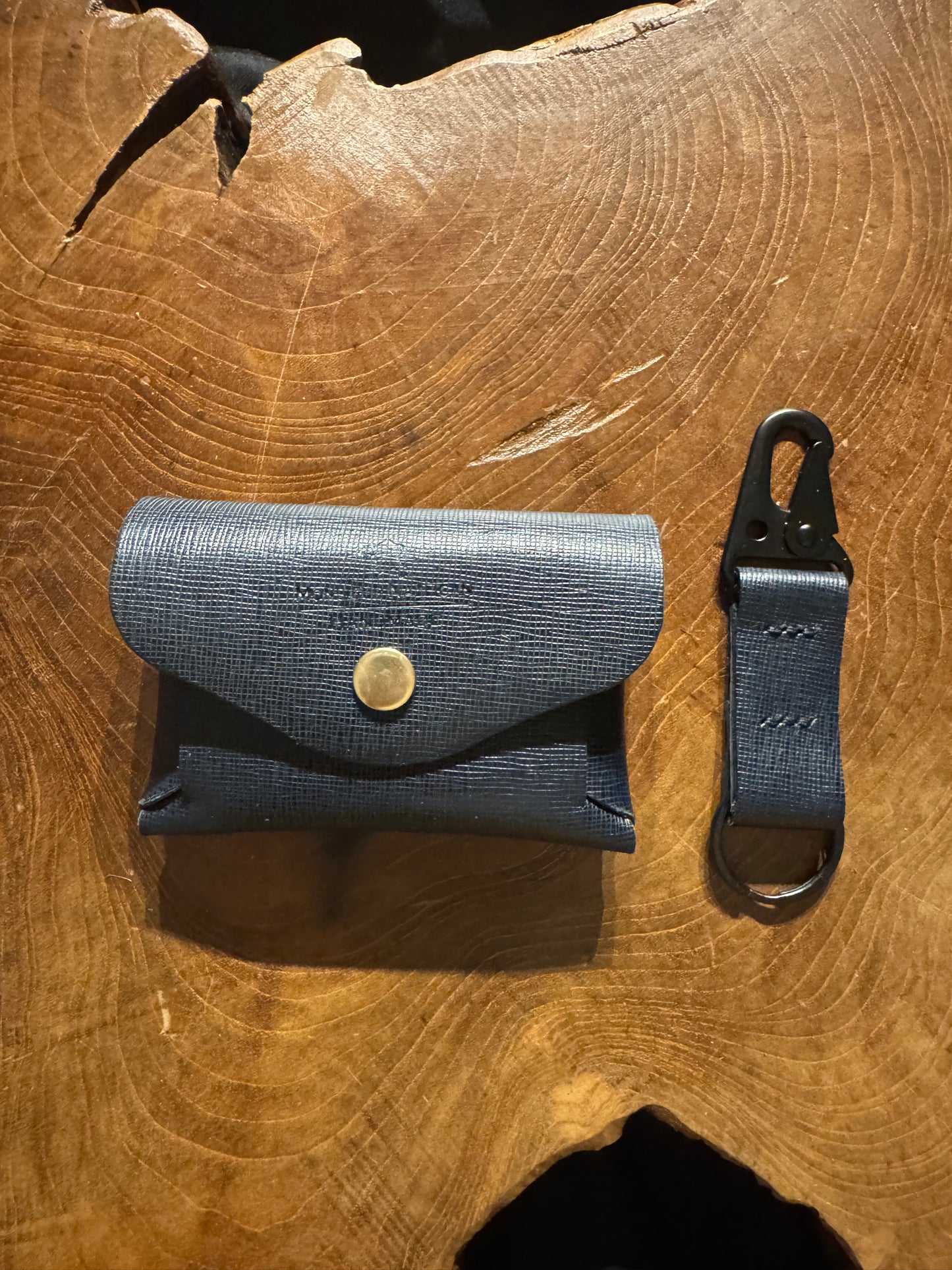 Porte carte avec une porte clé