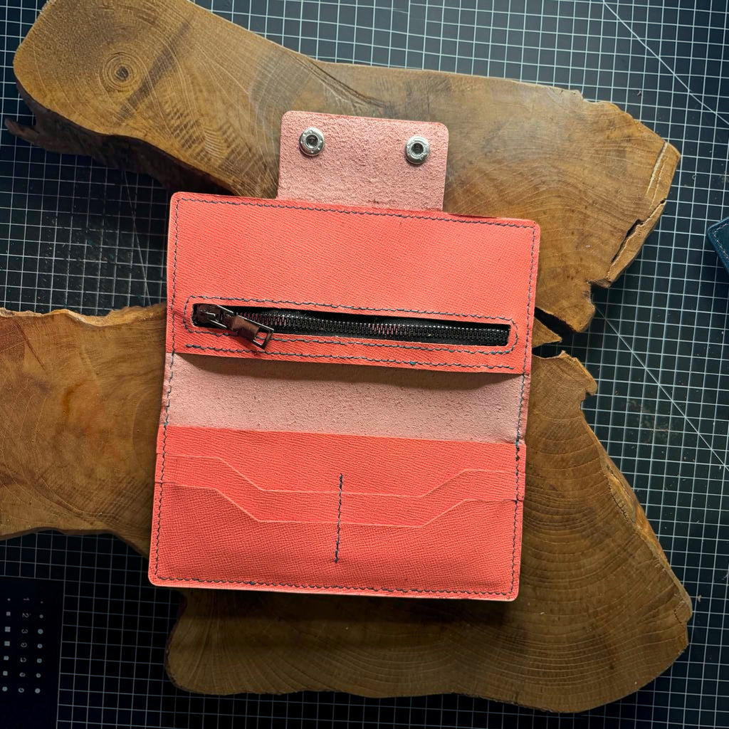 Portefeuille long femme en cuir avec une fermeture éclair